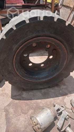 Dos ruedas para gruas