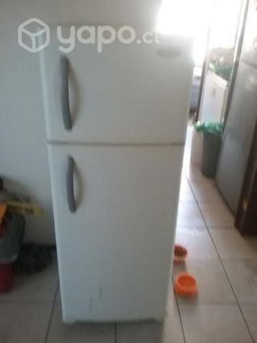 Refrigerador Sindelen funcionando