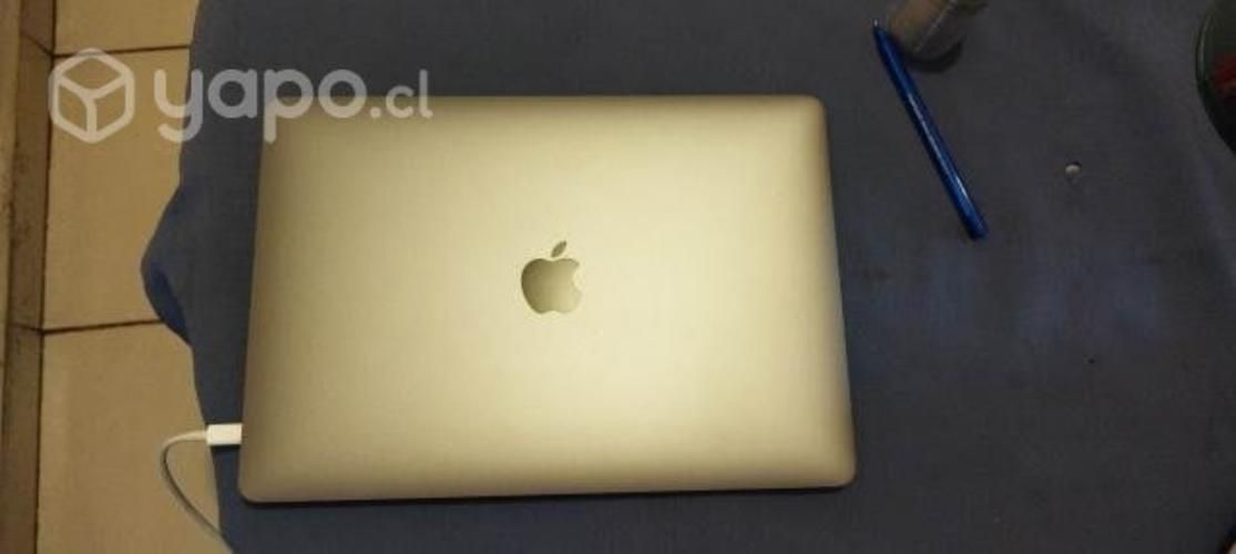 Macbook Pro 13" 2017 Intel i7, 16 GB RAM 256gb SSD