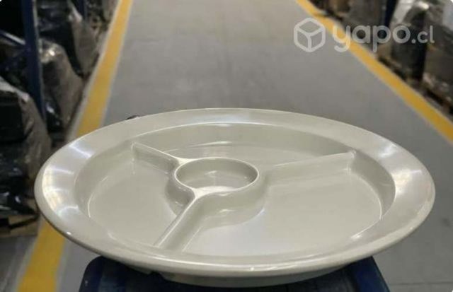 Plato Melamina con 3 Compartimientos