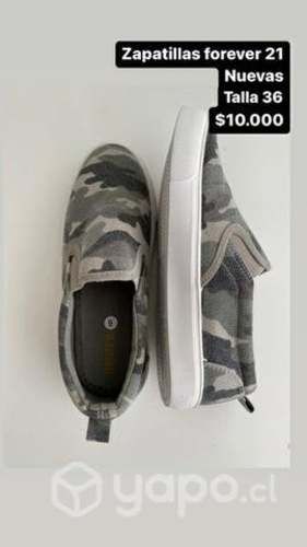 Zapatillas nuevas Forever 21