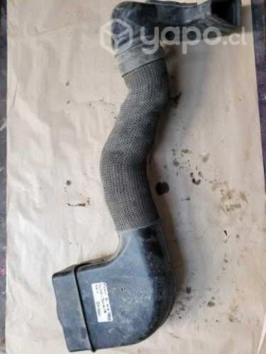 Toma de aire hyundai santa fe 2011