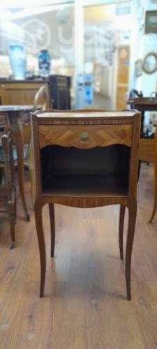 Velador o Mesita de Noche Francesa Luis XV