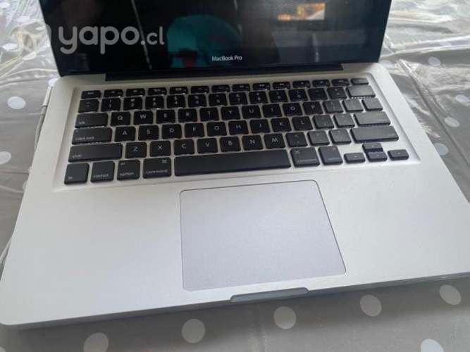 Macbook Pro (Semi nuevo)