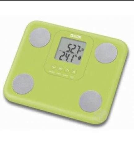 Balanza de composicion corporal fitscan tanita