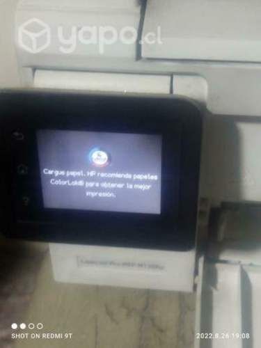 Impresora HP láser multifuncional