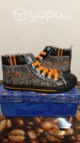 Zapatillas hot Wells talla 33