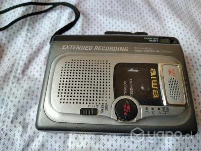 Antigua grabadora aiwa retro vintage ,completísima