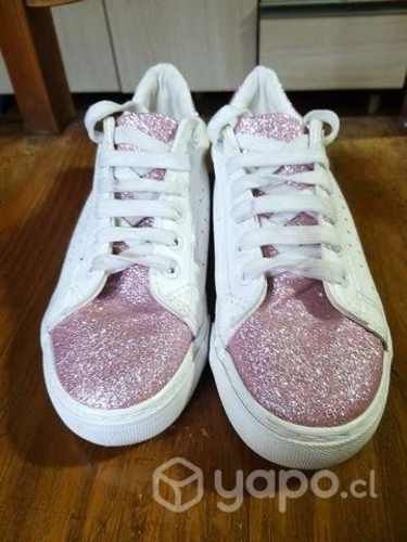 Lindas Zapatillas Nuevas