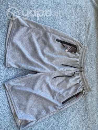 Short Nuevo talla L