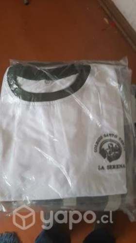 Ropa colegio Santo Tomas