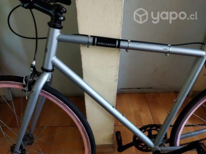 Bicicleta impecable
