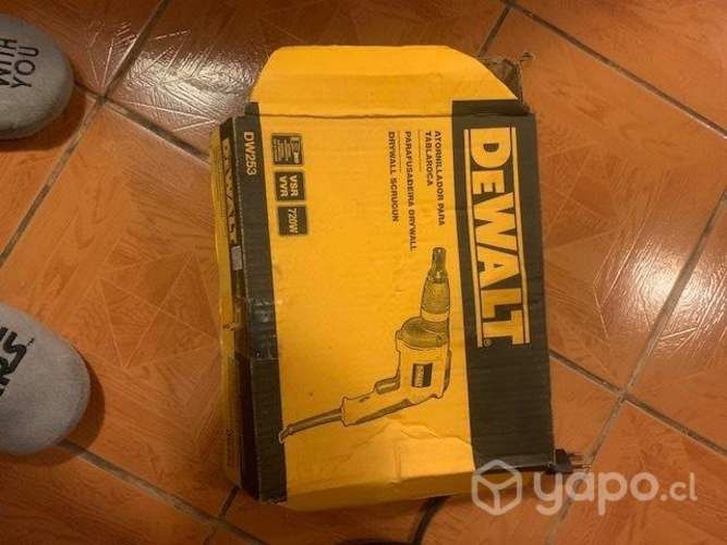 Atornillador eléctrico marca dewalt nuevo