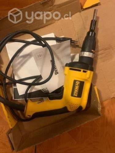 Atornillador eléctrico marca dewalt nuevo