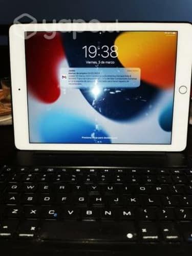 Ipad Air 2 16 gb con teclado y cargador original