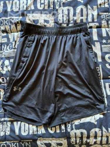Short deportivo Under Armour nuevo