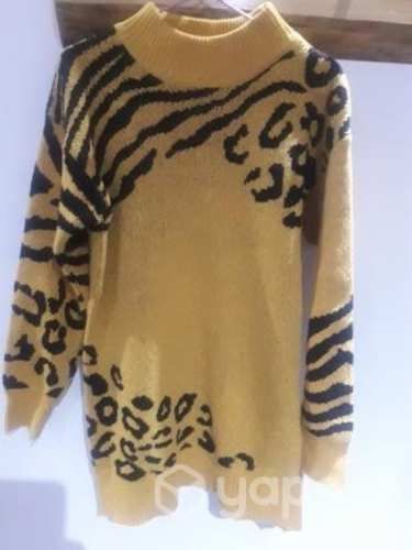 Sueter print leopardo juvenil mujer