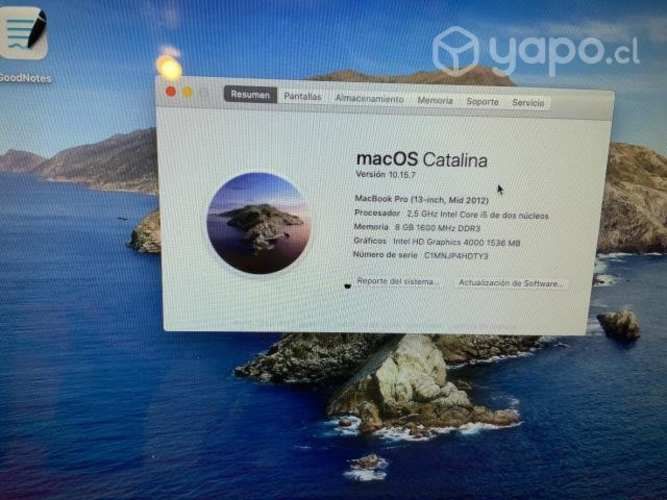 MacBook Pro 2012 + mouse inalámbrico + carcasa