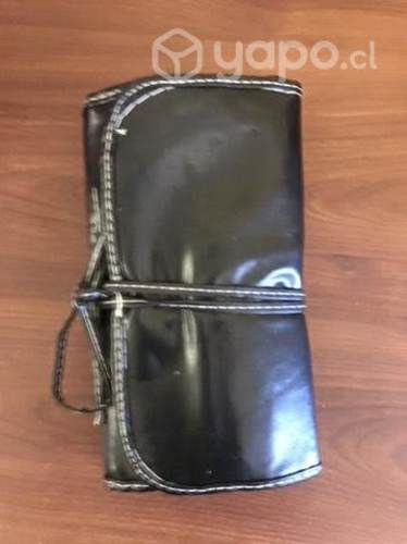 Estuché de brochas para maquillaje