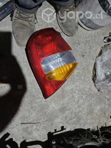 Foco trasero fiat palio rh