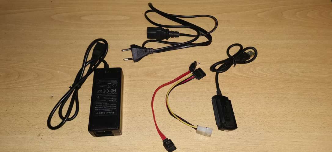 Adaptador USB A IDE & SATA Para HDD SSD CD-ROM DVD