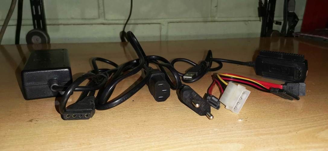 Adaptador USB A IDE & SATA Para HDD SSD CD-ROM DVD