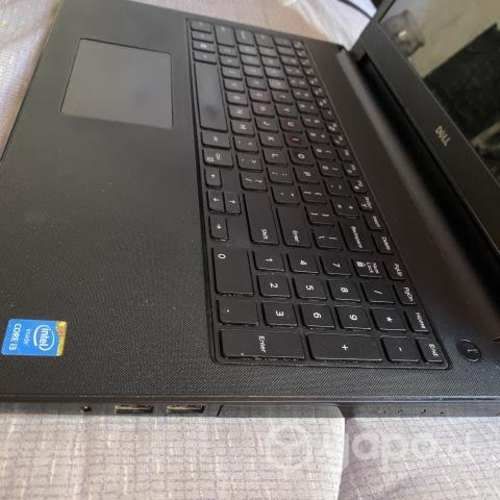 Notebook dell con cargador
