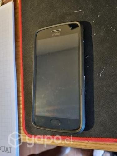 Moto G5+ con carcasa