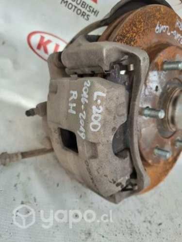 Caliper derecho mitsubishi L200 año 2016-2019
