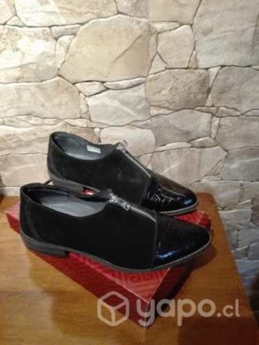 Cómodos zapatos de cuero