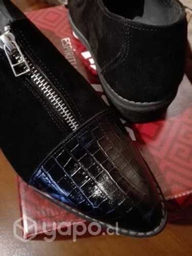 Cómodos zapatos de cuero