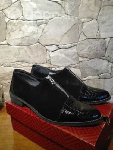 Cómodos zapatos de cuero