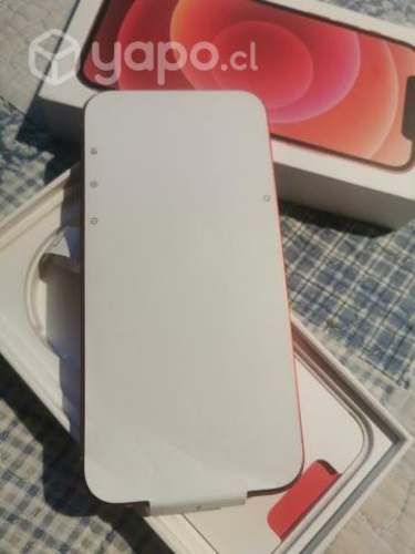 Iphone 12 Red