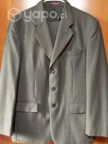 Ternos seminuevos talla 48 y 50