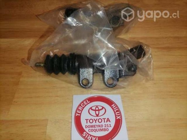 Cilindro esclavo hilux 2005-2015