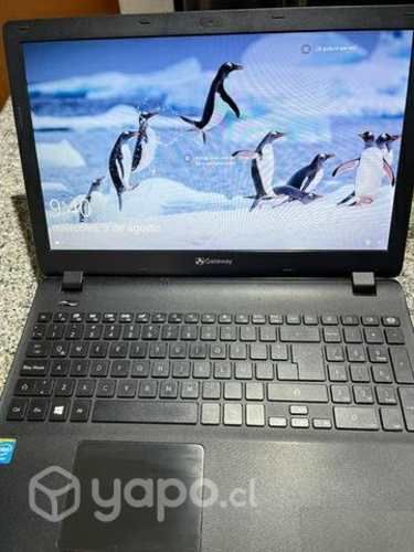 Laptop gateway en execelente estado
