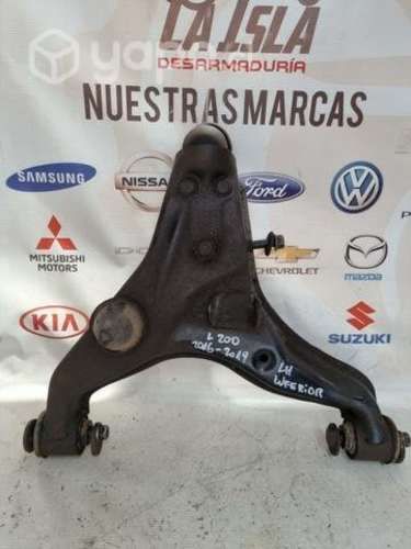 Bandeja izquierda inferior mitsubishi L200 2016