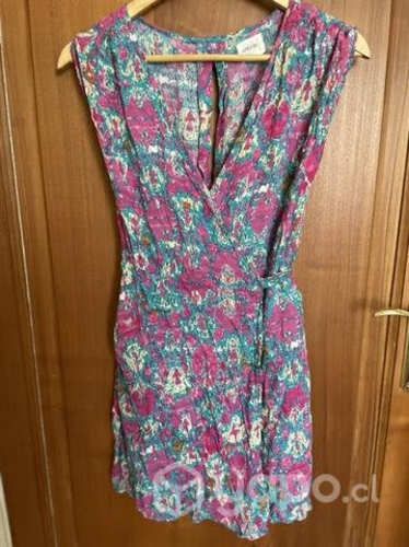 Vestidos umbrale y volcom excelente estado