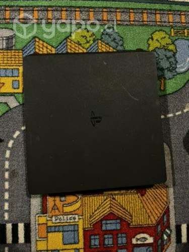 Play Station 4 slim