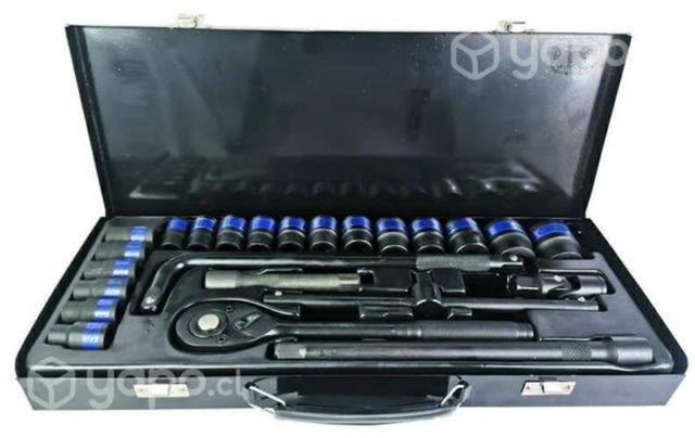 Caja de dados profesional 24 piezas