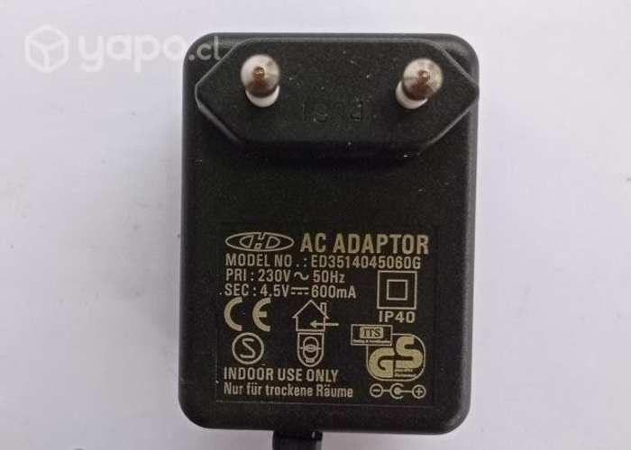 Adaptador De Voltaje 230VAC 4;5 VDC (pack 12 Und)