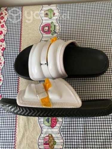 chalas jordán zapatilla converse y skeche