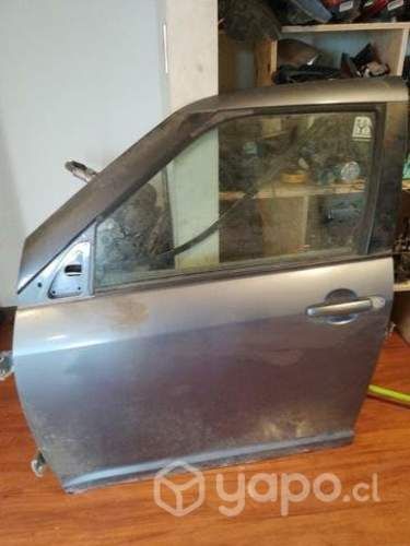 Puertar izquierda (piloto) Suzuki Swift 2012