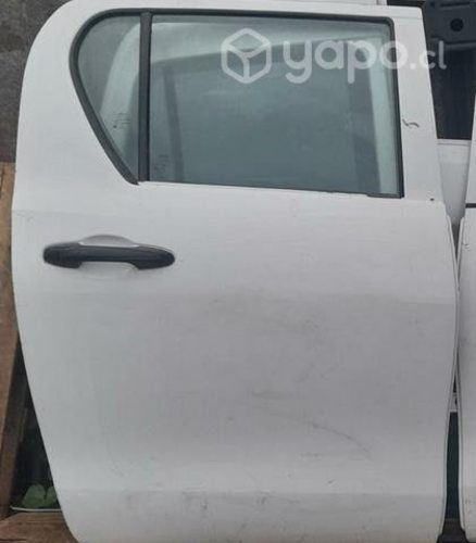 Toyota hilux 2020 vidrio puerta