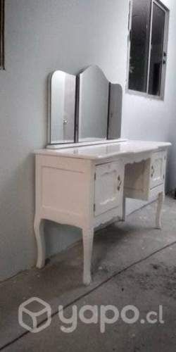 Hermoso peinador normando restaurado