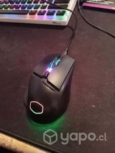 Cooler Master mm830 mouse gamer