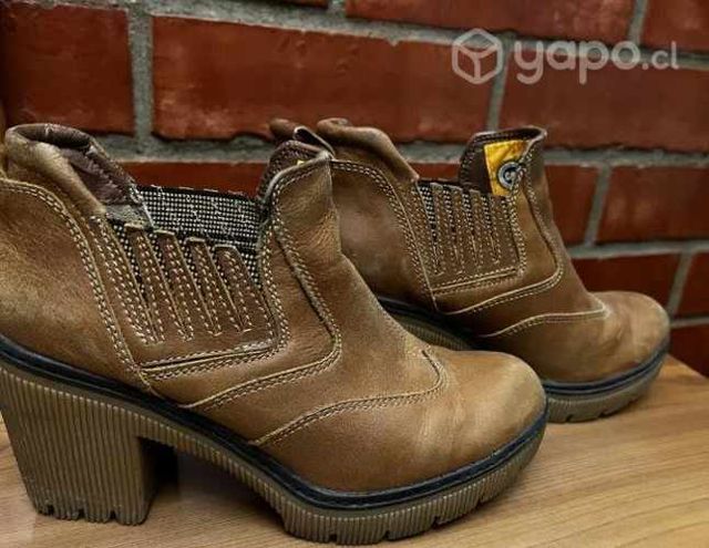 Botines Cat n35