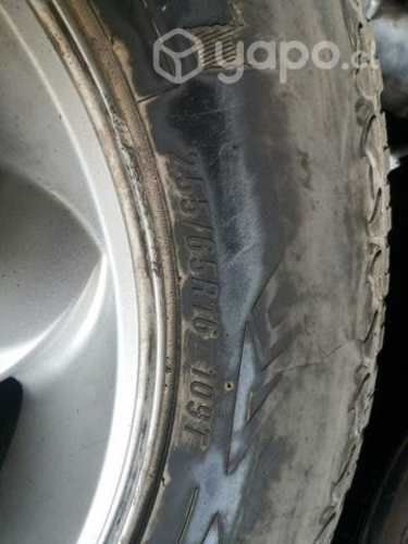 Llantas con neumatico terracan 2007