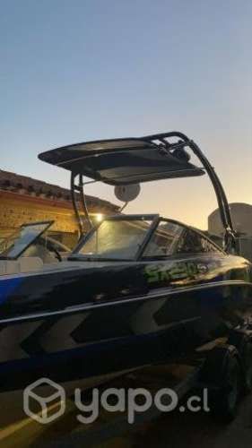 Torre de wakeboard para lancha