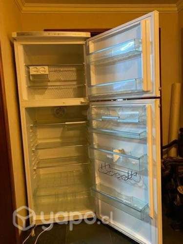 Refrigerador BOSCH Glas Line Dynamic Cooling
